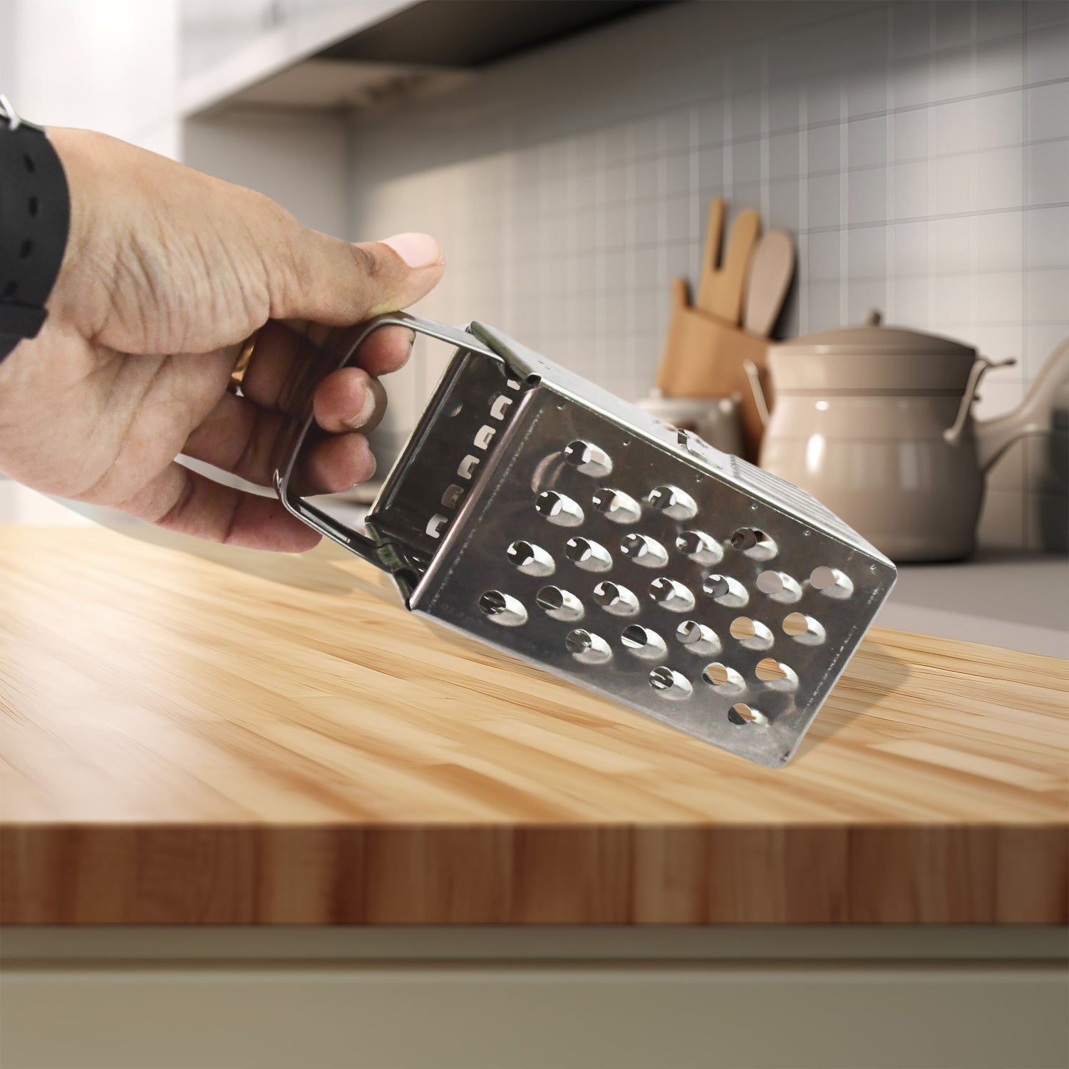 Supermom Premium 4-in-1 Stainless Steel Compact Grater and Slicer Supermom Premium 4-in-1 Stainless Steel Compact Grater and Slicer